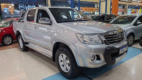 TOYOTA HILUX 2.7 SRV 4X2 CD 16V FLEX 4P AUTOMÁTICO